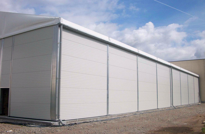 工業(yè)倉(cāng)儲(chǔ)篷房如何抗風(fēng)？