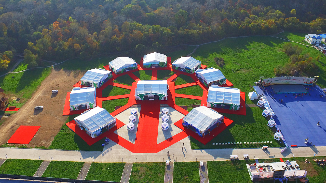 高山篷房 守護(hù)長(zhǎng)白山極限征途｜為高海拔馬拉松提供堅(jiān)實(shí)保障封面